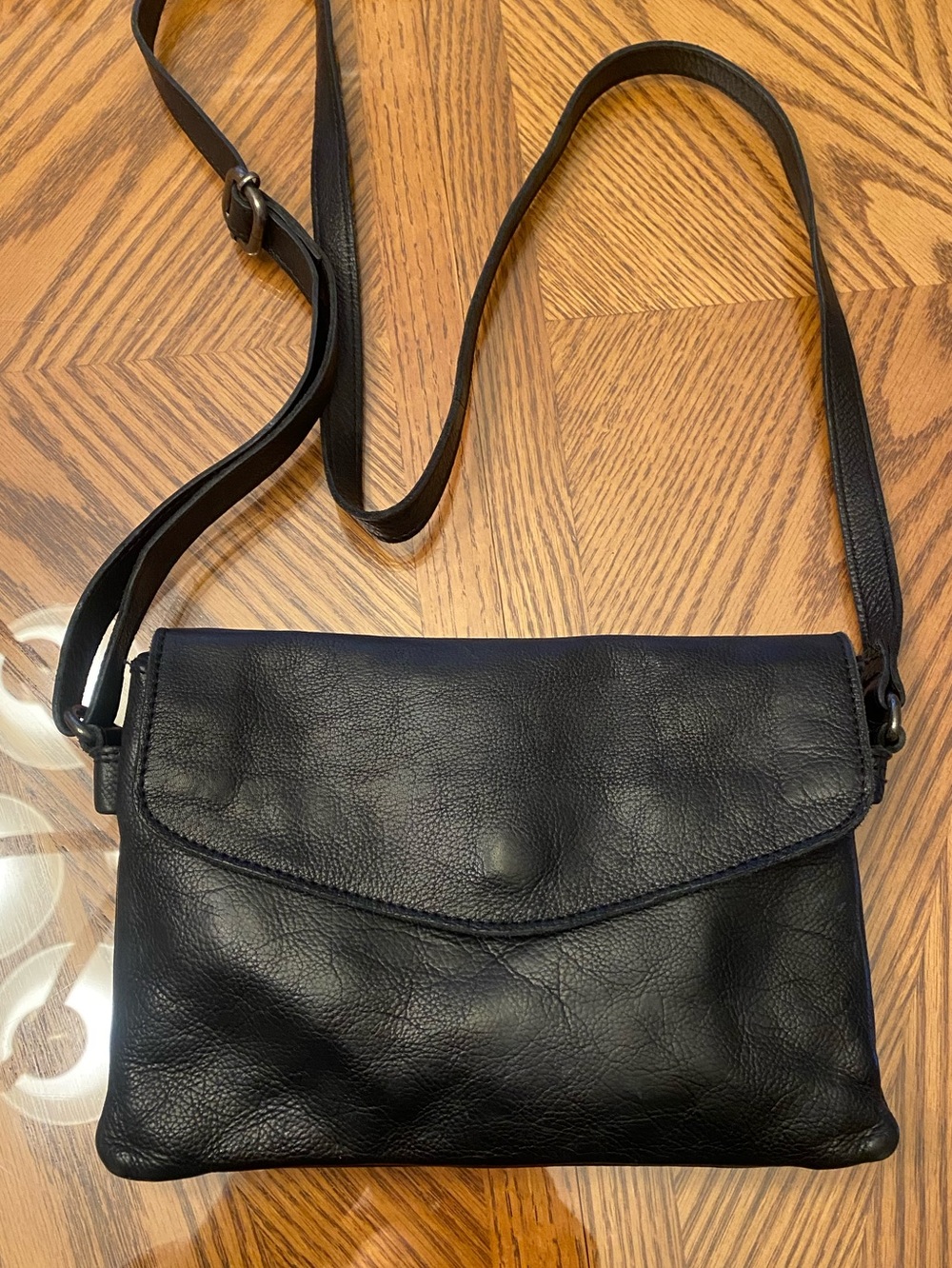 Source Unknown Black Leather Crossbody Envelope Bag